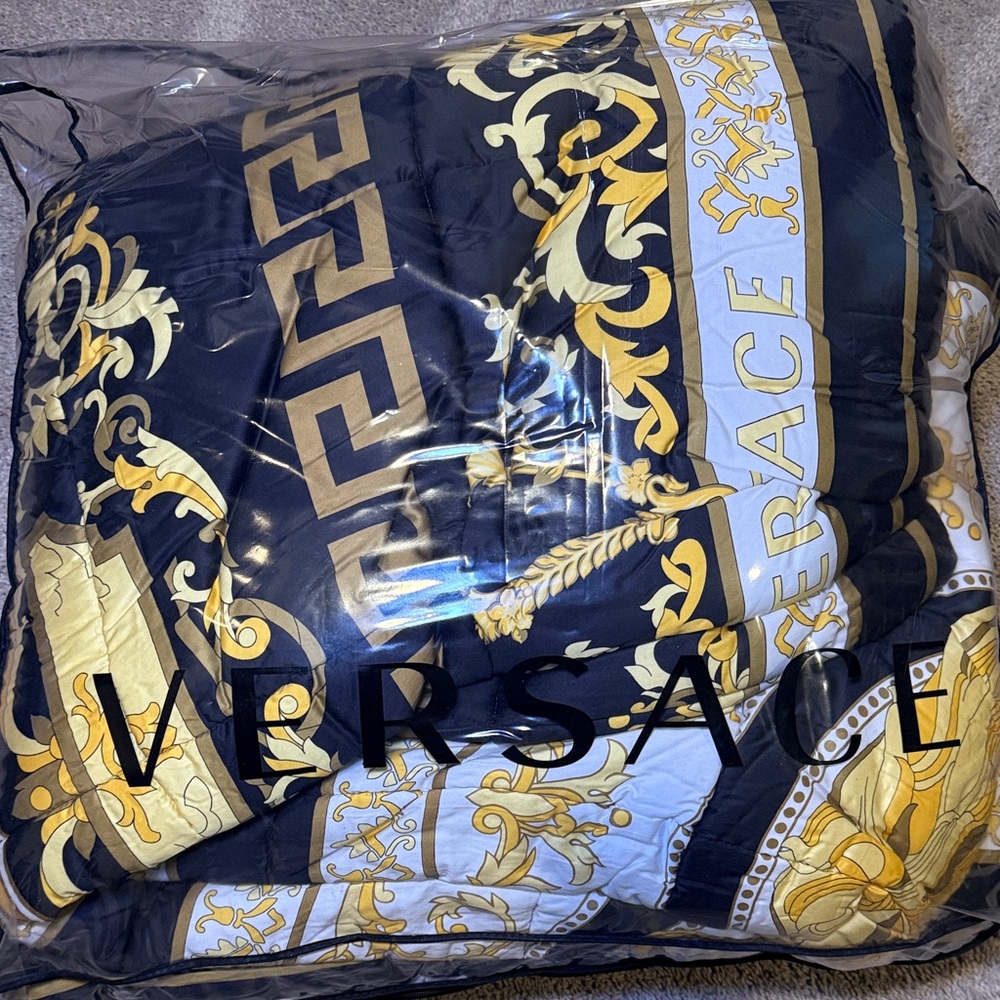 Versace Black, White and Gold REVERSIBLE Comforter